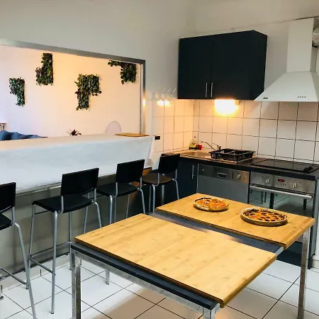 Chambres Loft Partage Centre * טולון